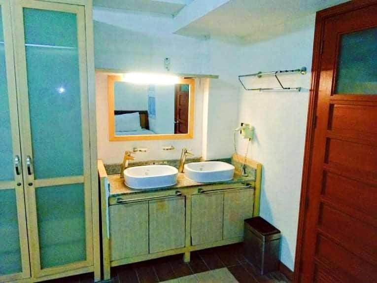 לוס באנוס Trace Suites By Sms Hospitality מראה חיצוני תמונה