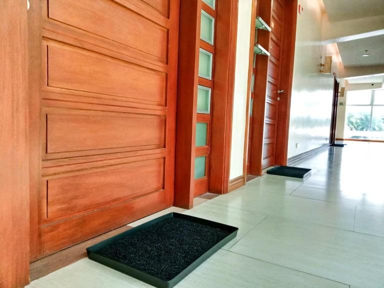לוס באנוס Trace Suites By Sms Hospitality מראה חיצוני תמונה
